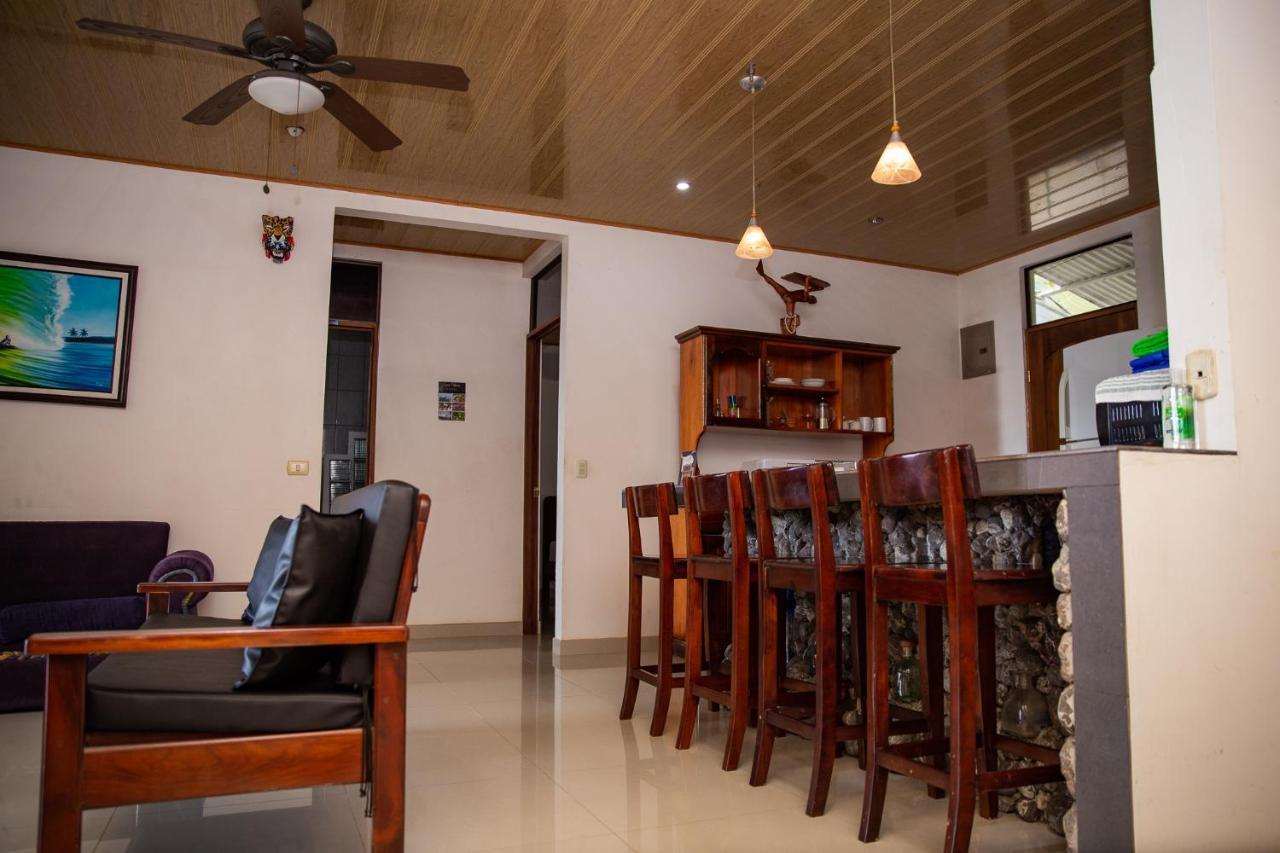 Casa Federico Otel Quepos Dış mekan fotoğraf