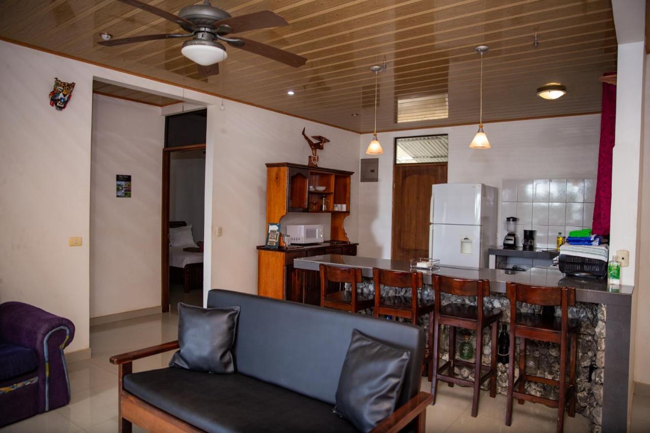 Casa Federico Otel Quepos Dış mekan fotoğraf
